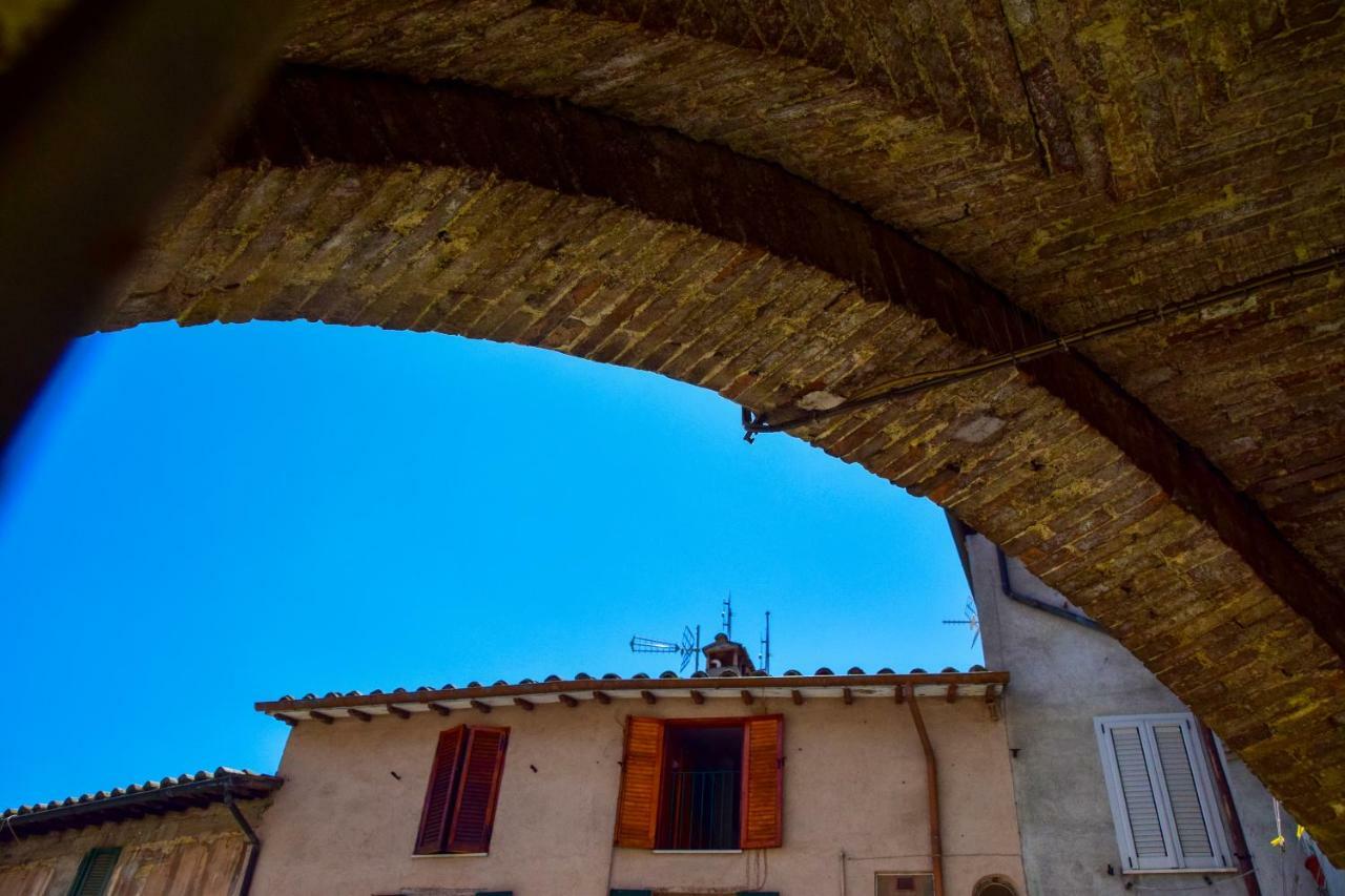 In Centro Da Piero - Appartamento In Via Della Viola Perugia Kültér fotó