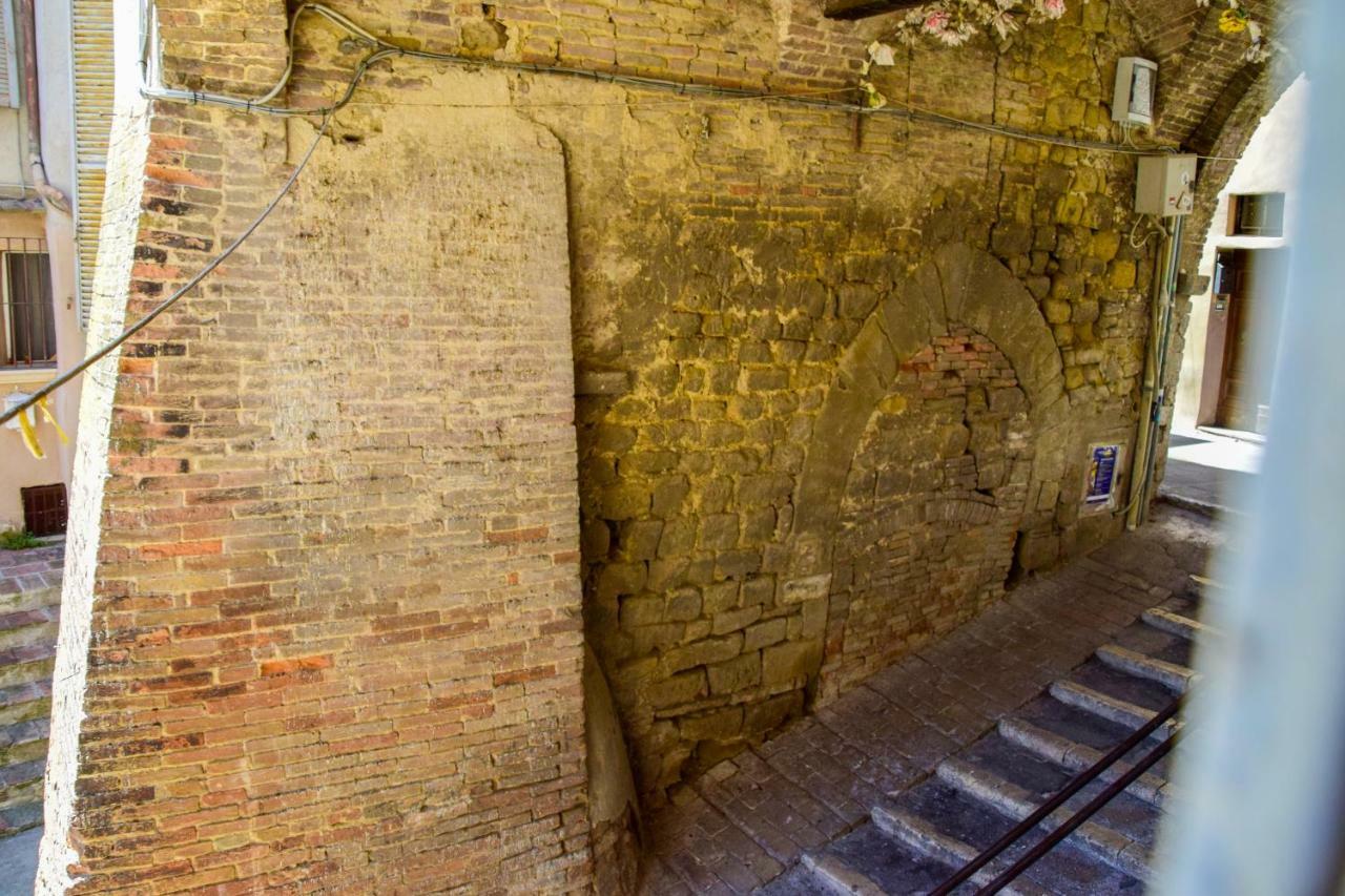 In Centro Da Piero - Appartamento In Via Della Viola Perugia Kültér fotó