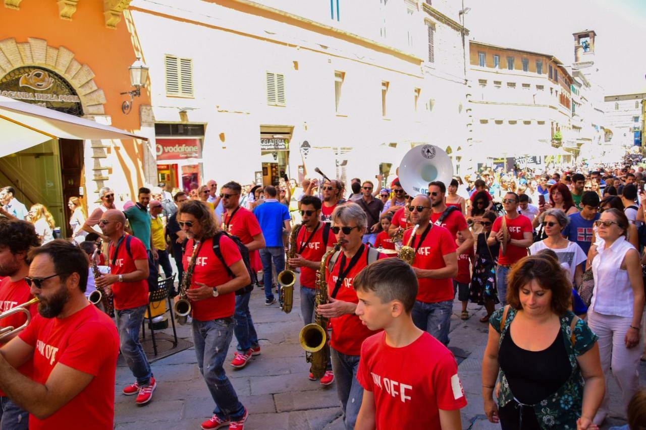 In Centro Da Piero - Appartamento In Via Della Viola Perugia Kültér fotó
