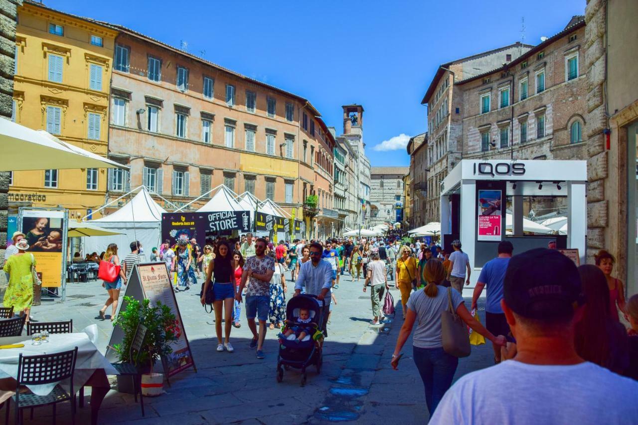 In Centro Da Piero - Appartamento In Via Della Viola Perugia Kültér fotó